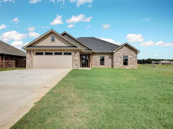 2392 Lakewood Cir, Cabot, AR 72023