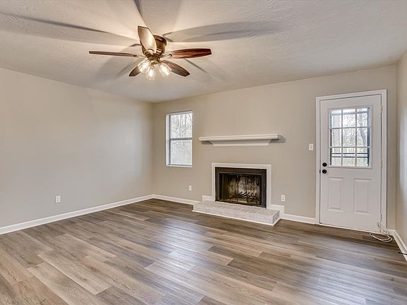 5th image of 338 Candlewood Dr