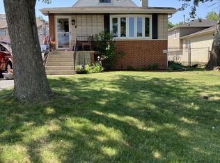 8005 W 84th St, Justice, IL 60458