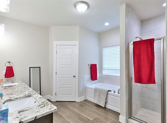 4th image of 7406 Wildflower Way