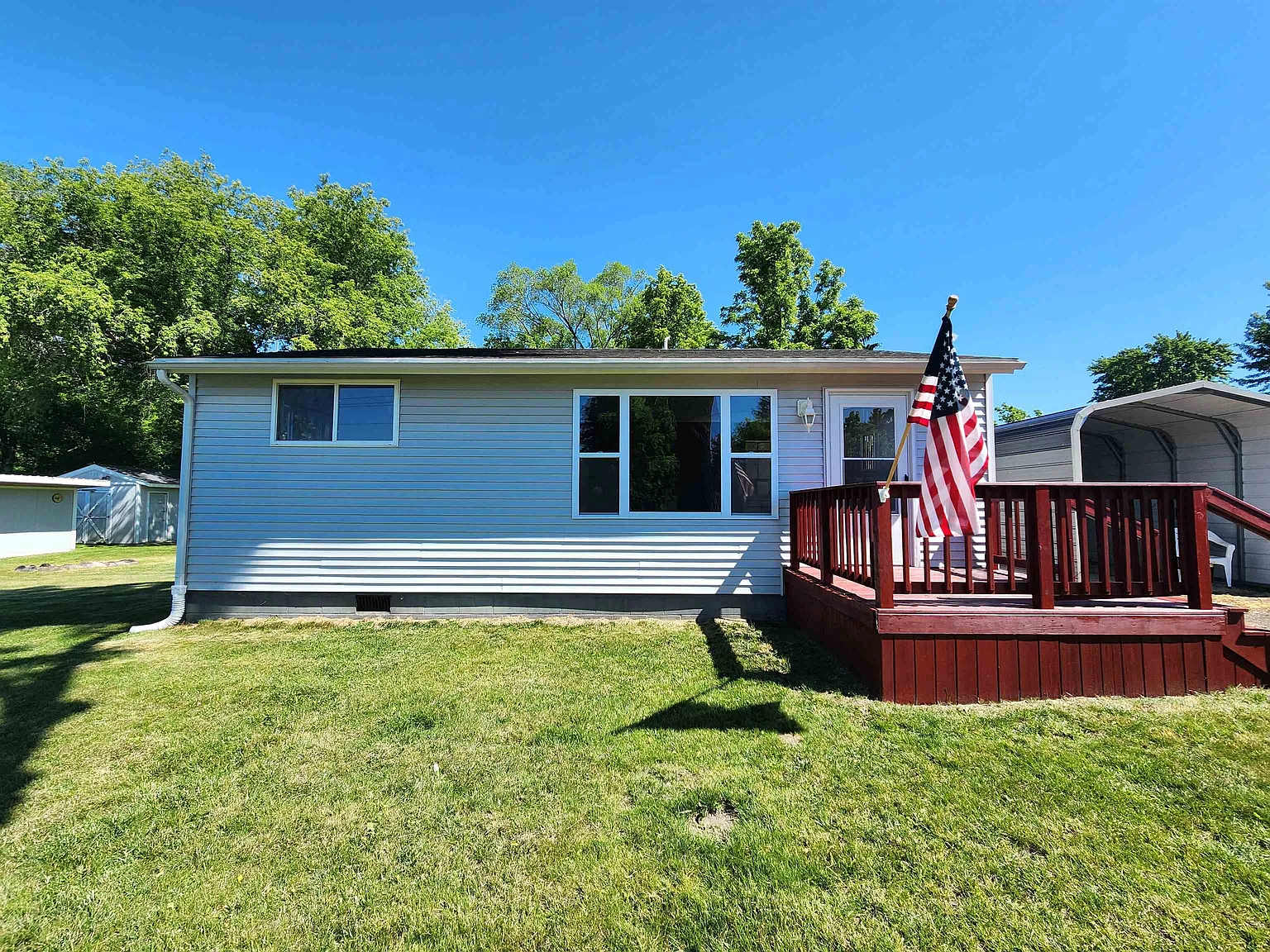 2 bed, 1.0 bath, 1000 sqft, $1,150 — Photo 1