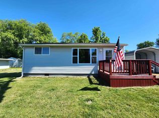 723 E Hull Rd, Hope, MI 48628