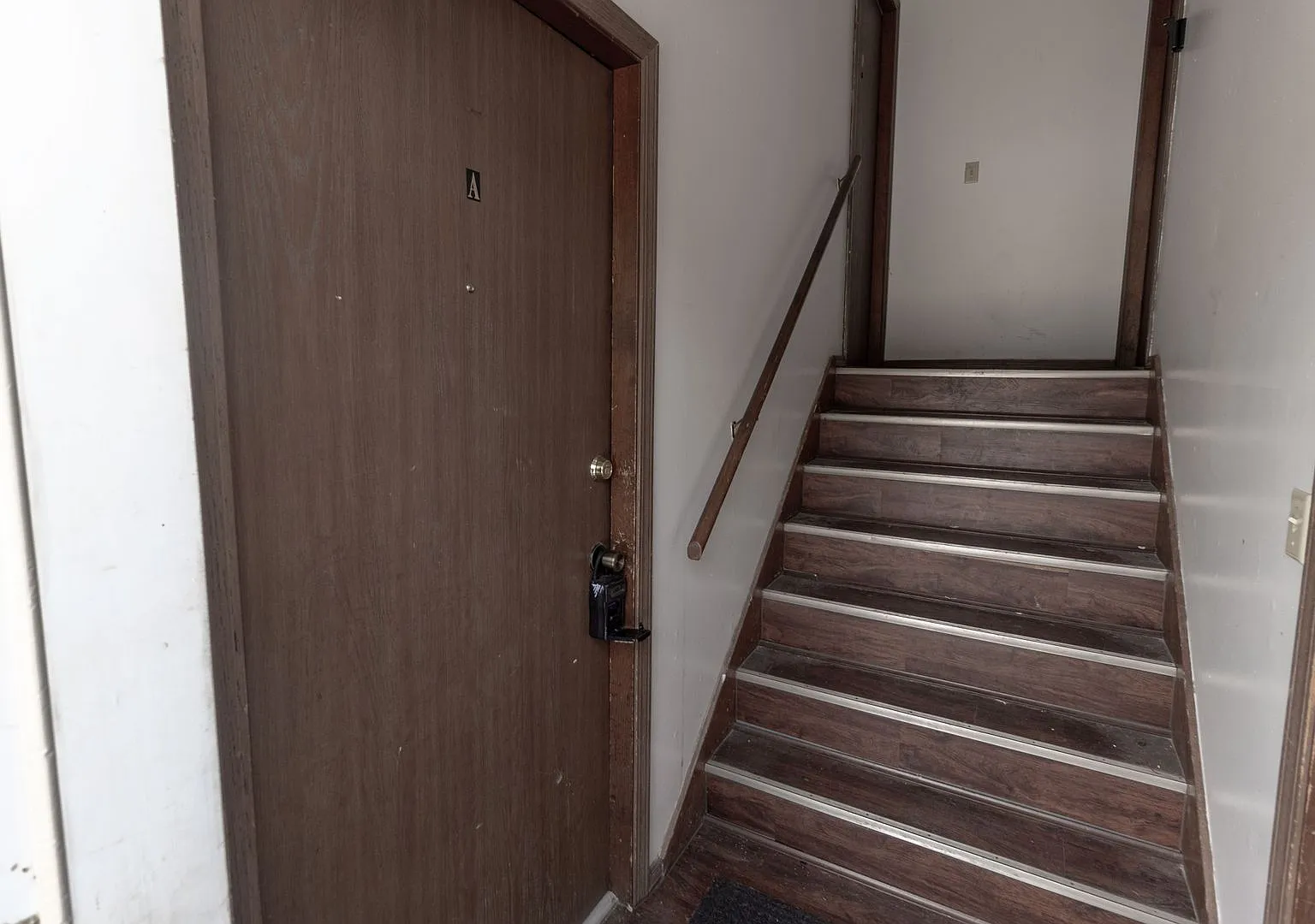 420 N East Park Ln — Photo 3