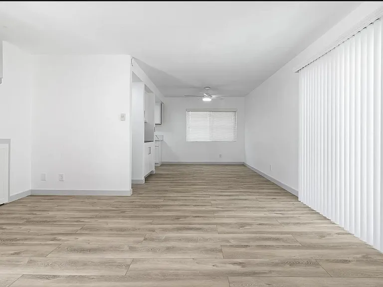 1151 N Peck Ave — Photo 5