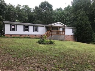 5111 Pine Springs Dr, Bessemer City, NC 28016