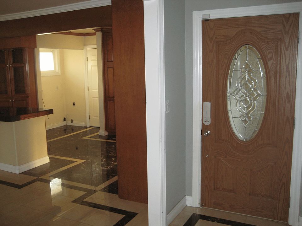 custom marble flooring