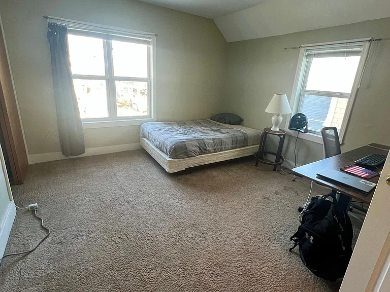 46 Hartsen St #UPPER — Photo 7