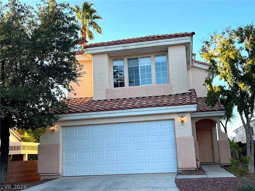 3 bed, 2.5 bath, 1687 sqft, $2,225 — Photo 2