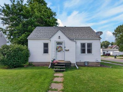 1557 Forest Ave, Waterloo, IA, 50702