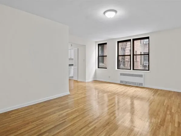 1840 East 13th Street image 7 of 24