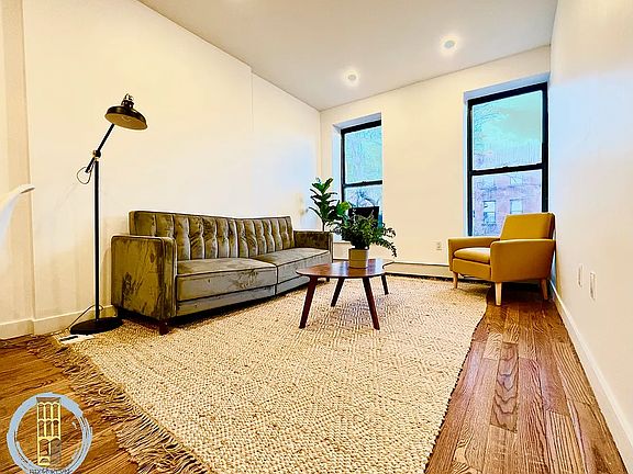 2nd image of 688 Halsey St #4
