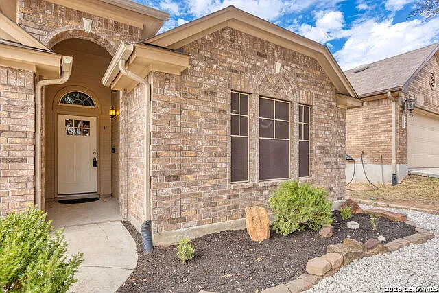 5 bed, 3.0 bath, 2453 sqft, $2,400 — Photo 3