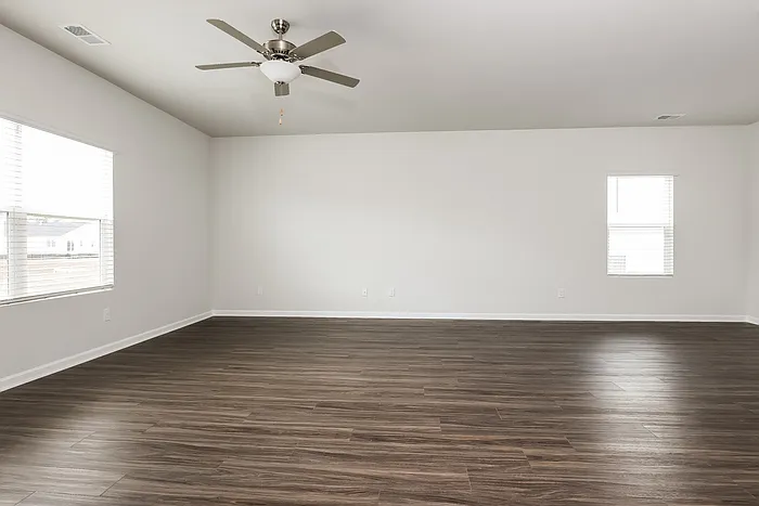 3 bed, 2.0 bath, 1655 sqft, $2,475 — Photo 4