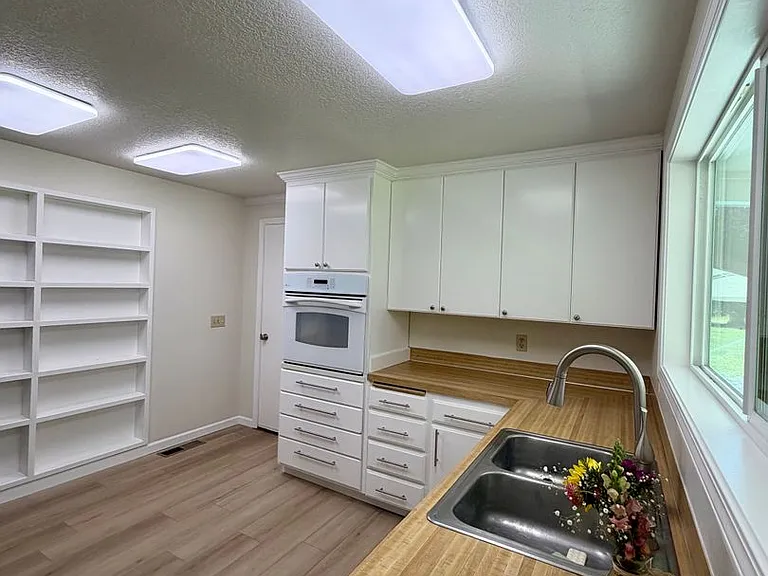 1191 Sable Dr — Photo 4
