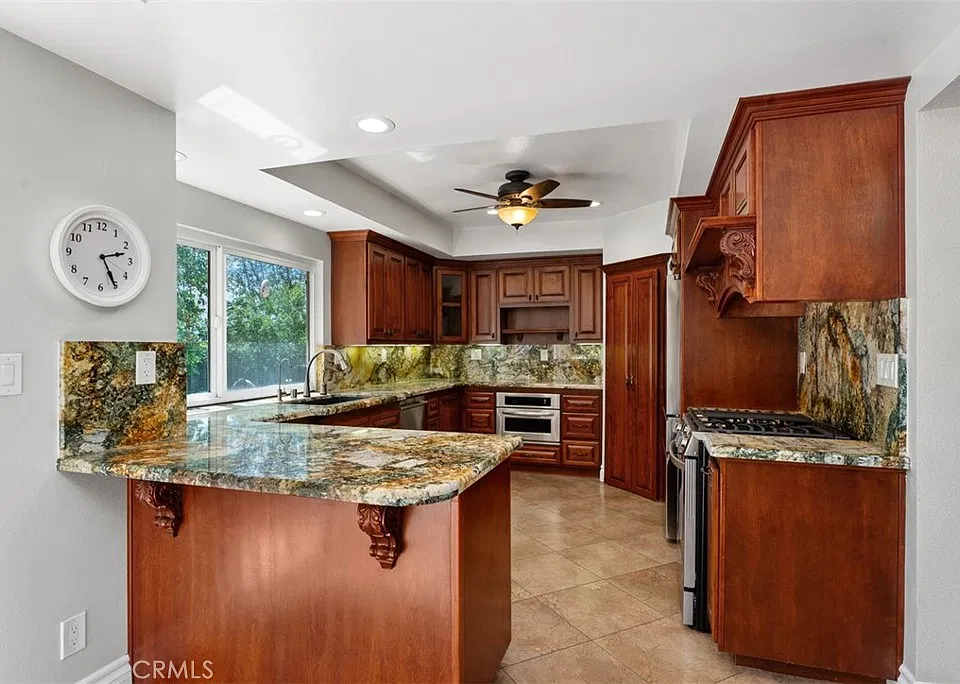 21674 Calle Alcazar
