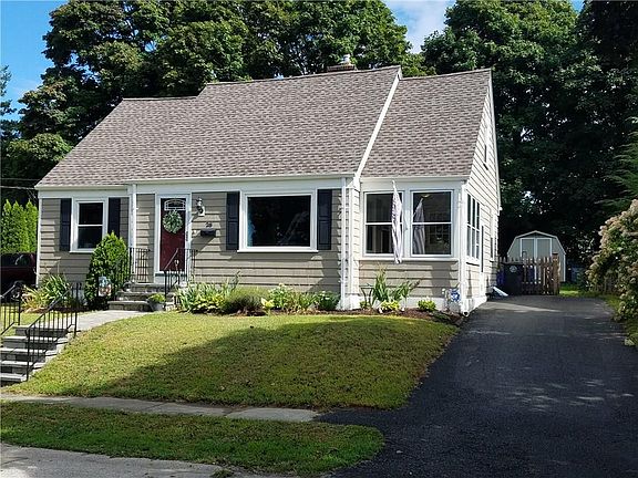 2nd image of 28 Hersey Rd