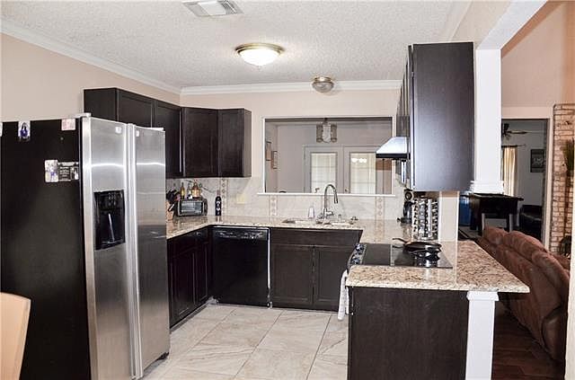 1st image of 1212 Chaparral Ln