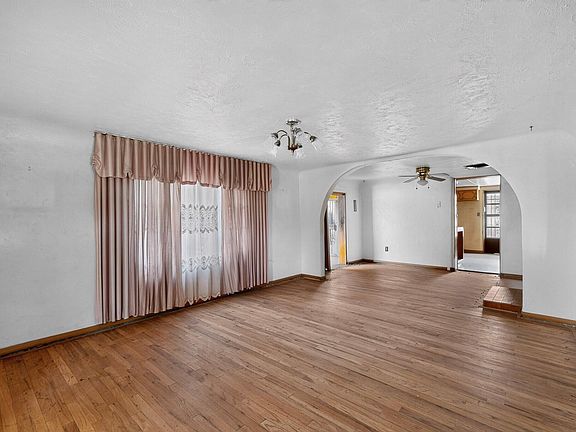 3rd image of 2062 Tapia Blvd SW