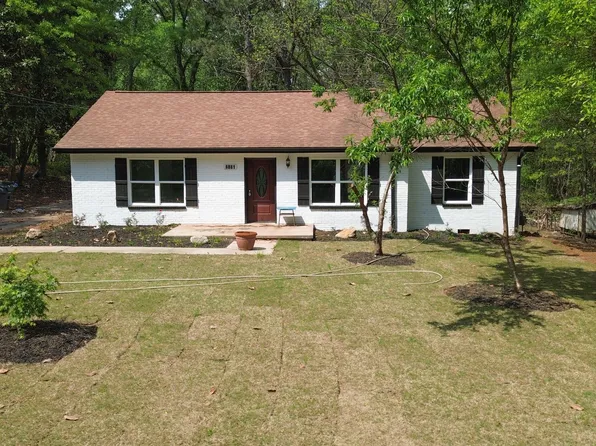 6881 Homestead Rd, Rex, GA 30273