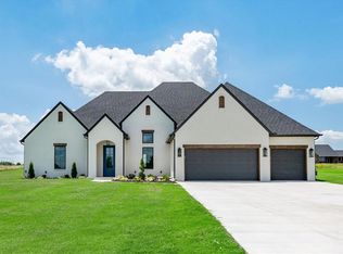 4381 Raymond Ln, Guthrie, OK 73044