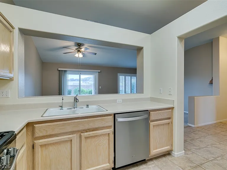 2001 Joy View Ln #2001 — Photo 14