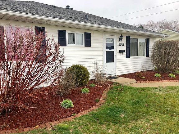 2nd image of 1017 E Taylor St