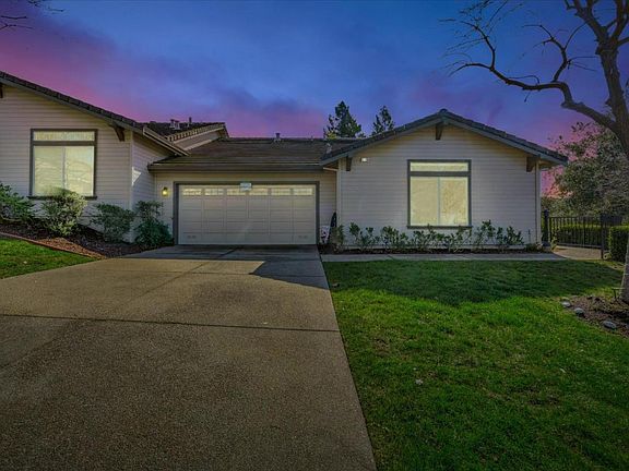 2nd image of 8604 Vineyard Creek Ct