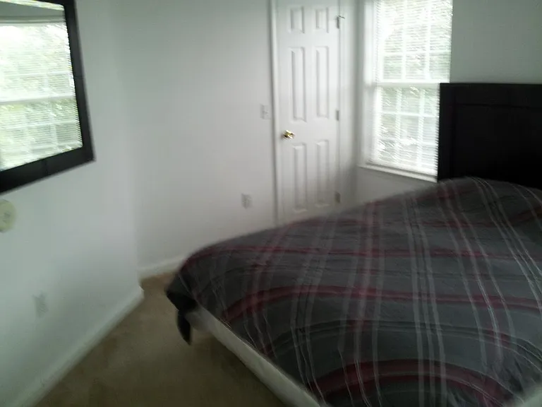 300 Sunset Dr #B — Photo 19