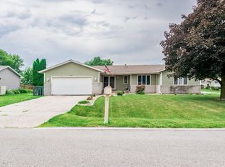 3290 Windy Hill Rd, Crown Point, IN 46307