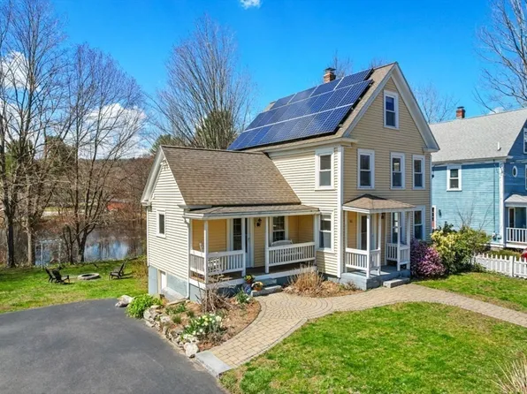 51 Taylor St, Littleton, MA 01460