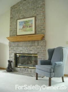 Living Room Fireplace
						:
						Gas fireplace, brick with oak mantle