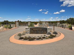 13 Via Del Caballo, Santa Fe, NM 87506