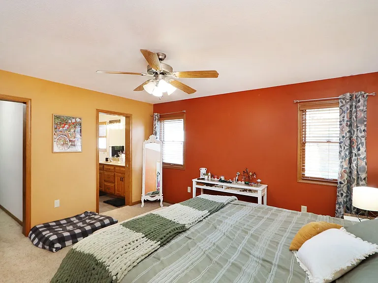 309 Lockett Ln — Photo 8