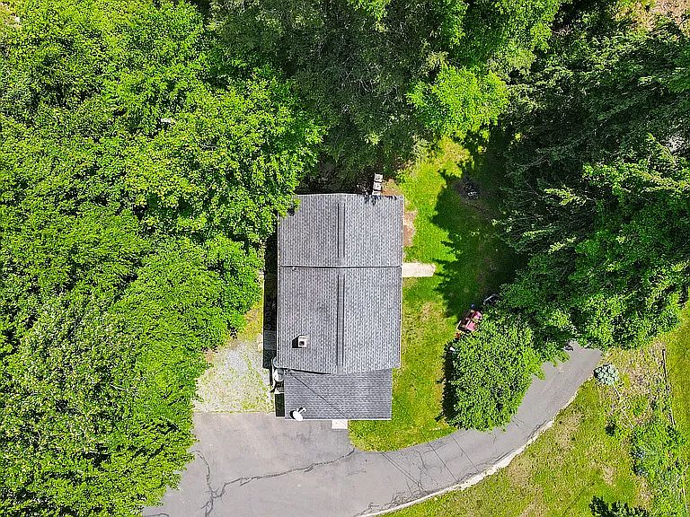 1st image of 1745 Waterbury Rd