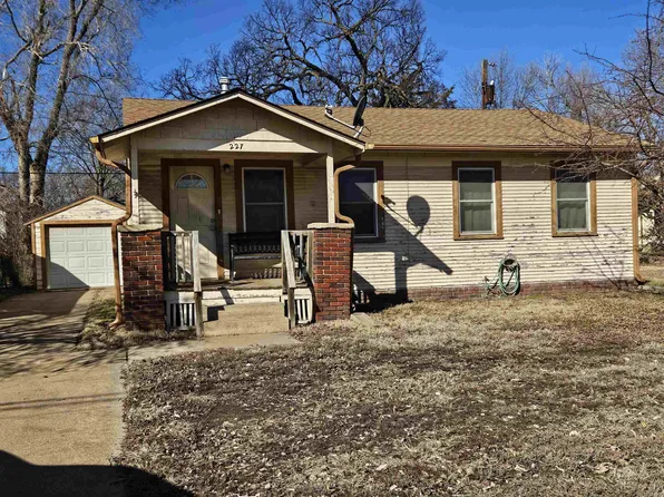227 N Ohio St, Salina, KS 67401