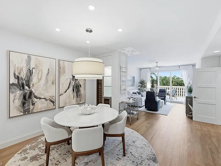 365 5th Ave S #306 — Photo 4