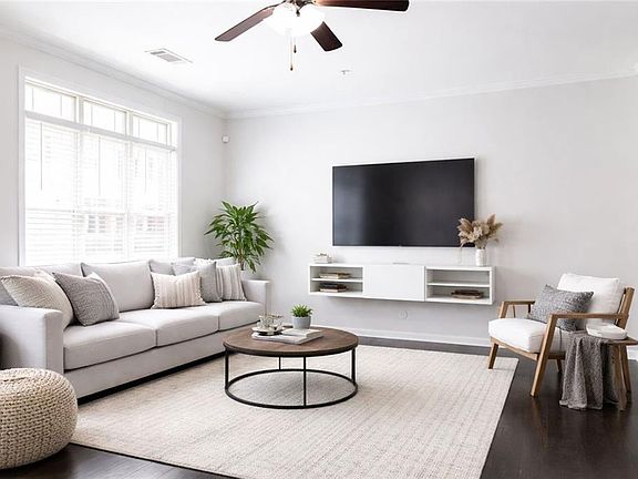 3rd image of 544 Ridge View Xing