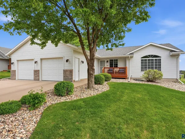 704 N Dubuque Ave, Sioux Falls, SD 57110