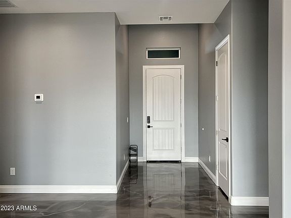 4th image of 34933 N Palm Dr