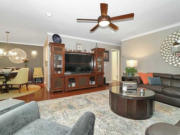 5th image of 101-4A Richmond Blvd