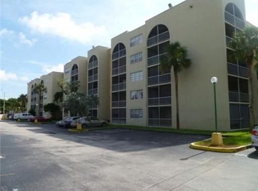 2nd image of 6970 Miami Gardens Dr APT 3-105