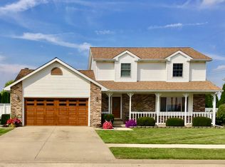 1 Old Farm South Ct, Bradley, IL 60915