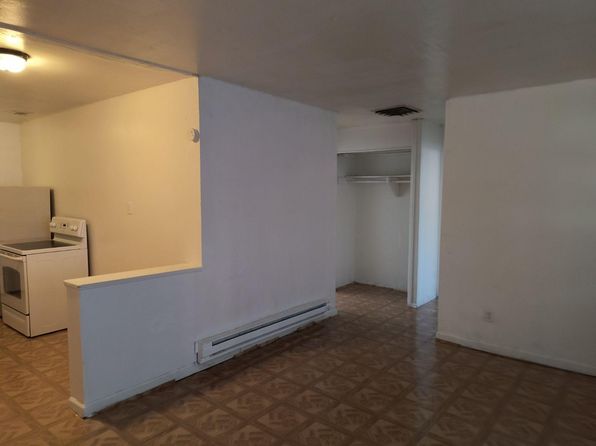 300-5 Rhode Island St SE #2-5