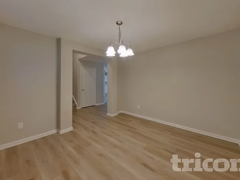 4030 Evelyn Ave — Photo 4