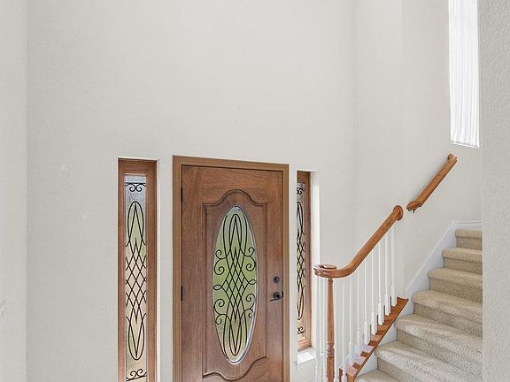 5th image of 202 Highpoint Way