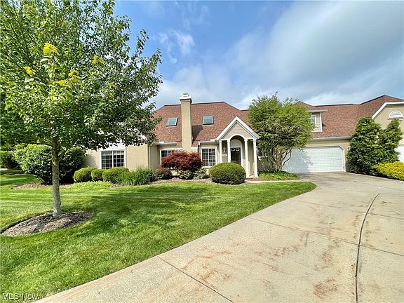 2nd image of 10410 W Cobblestone Ln #27