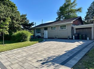 2 Adirondack Gate, Toronto, ON M1T3E7