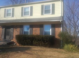 2100 Willowtree Ln, Temple Hills, MD 20748