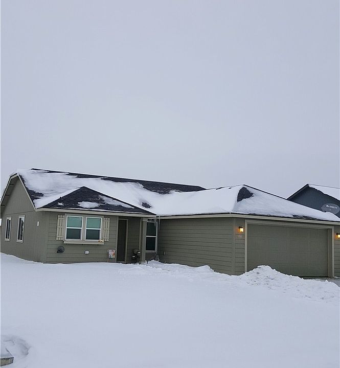 1st image of 806 S Blessing St