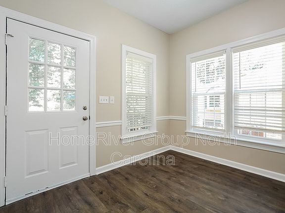 5th image of 3915 Pondfield Ct